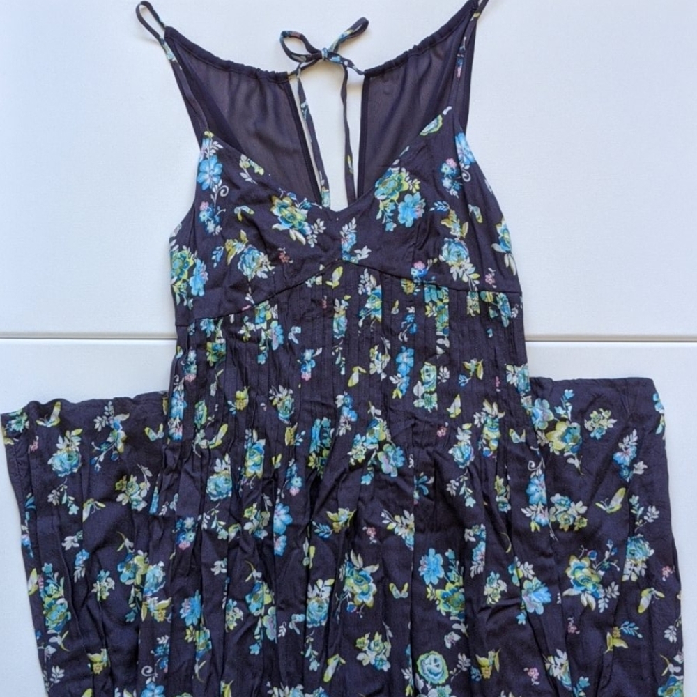 Size 8, Purple floral Lauren Conrad maxi dress